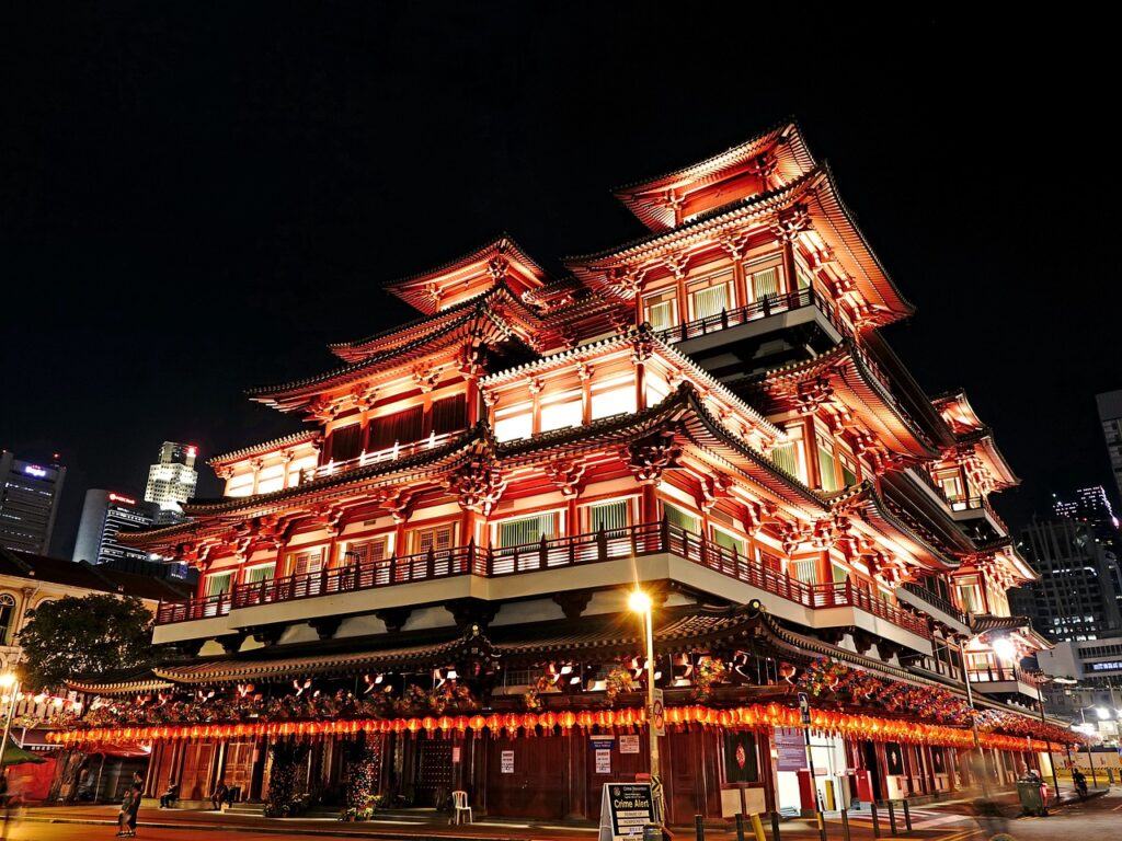 buddha tooth relic temple, singapore, chinatown-2025424.jpg