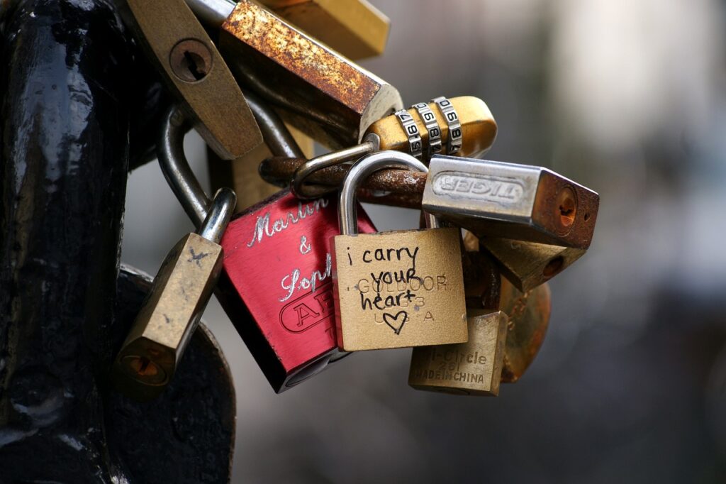 locks, love, eternal love-3229455.jpg