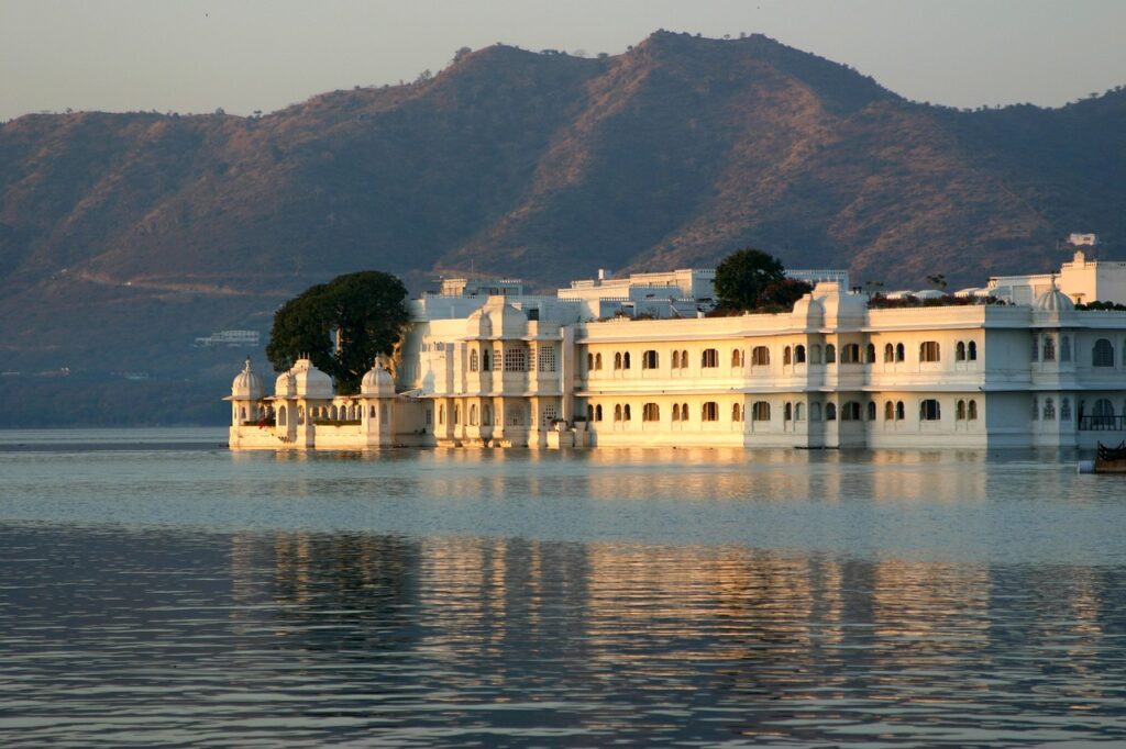 udaipur, india, rajasthan-2311788.jpg